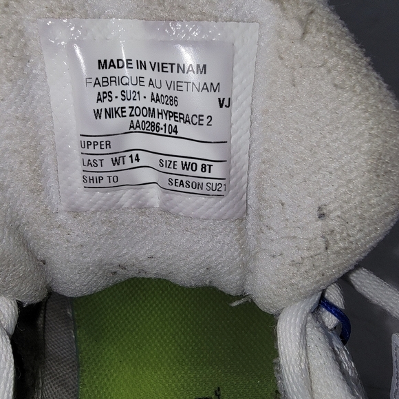 Nike Zoom White Athletic Shoes - Picture 7 of 7